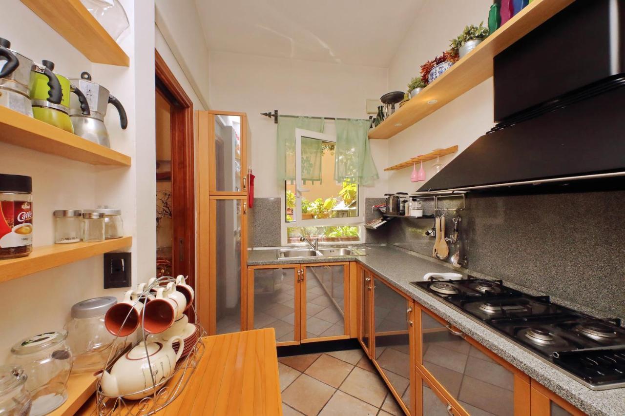 4Bnb - Luxury Trevi Apartment W Terrace ローマ エクステリア 写真