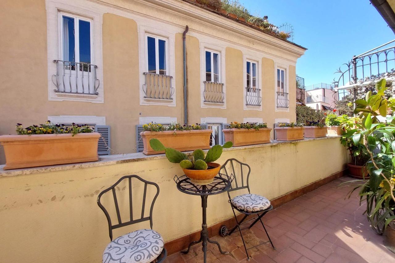 4Bnb - Luxury Trevi Apartment W Terrace ローマ エクステリア 写真
